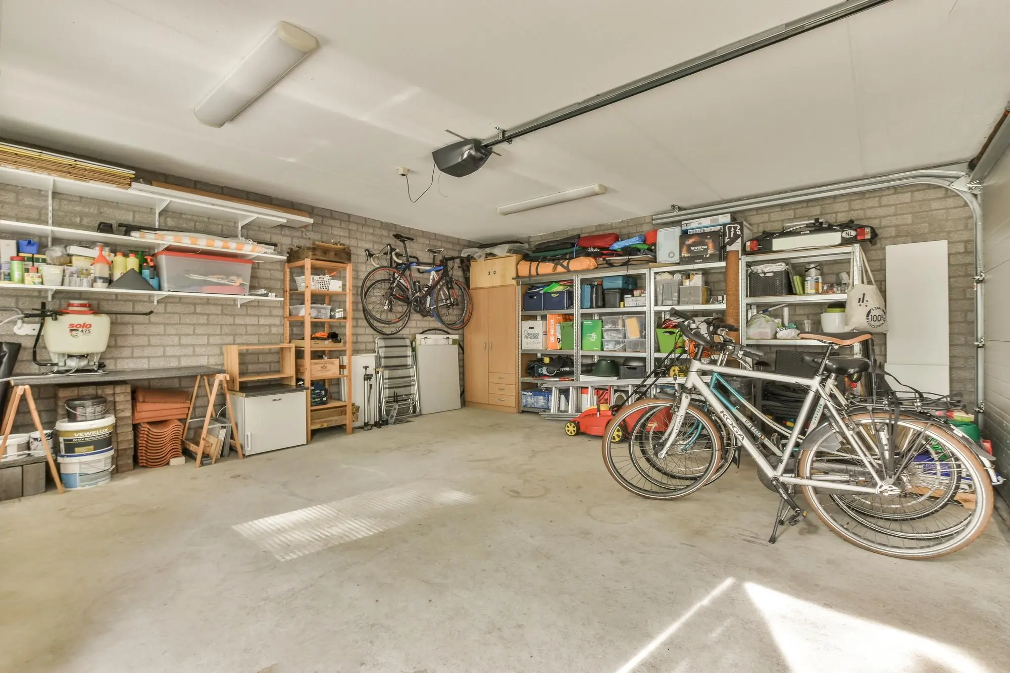 clean and organized garage